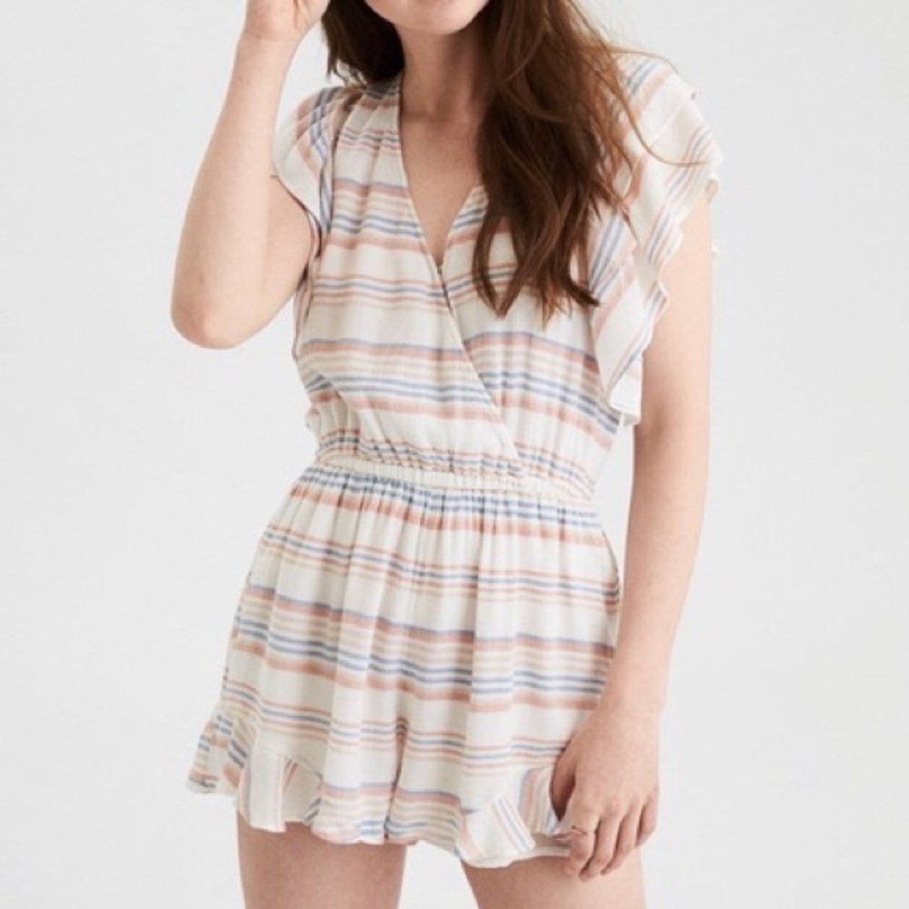 American Eagle XXL Stripped Ruffle shorts Romper!